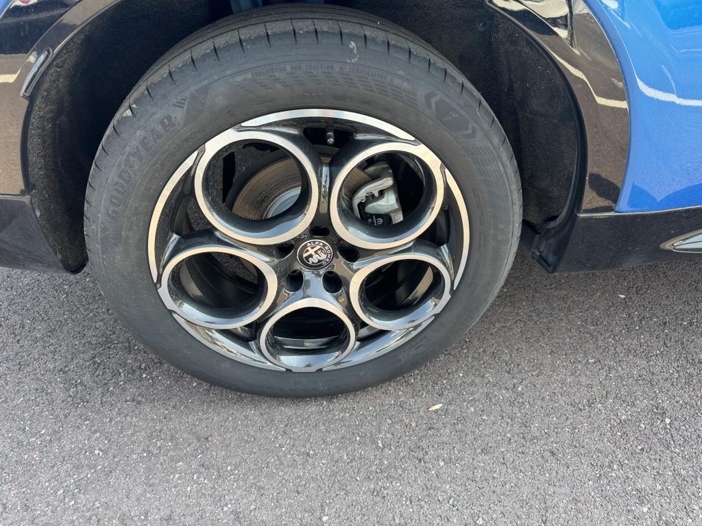 ALFA ROMEO TONALE 1.5 HYBRID 160 CH SPRINT