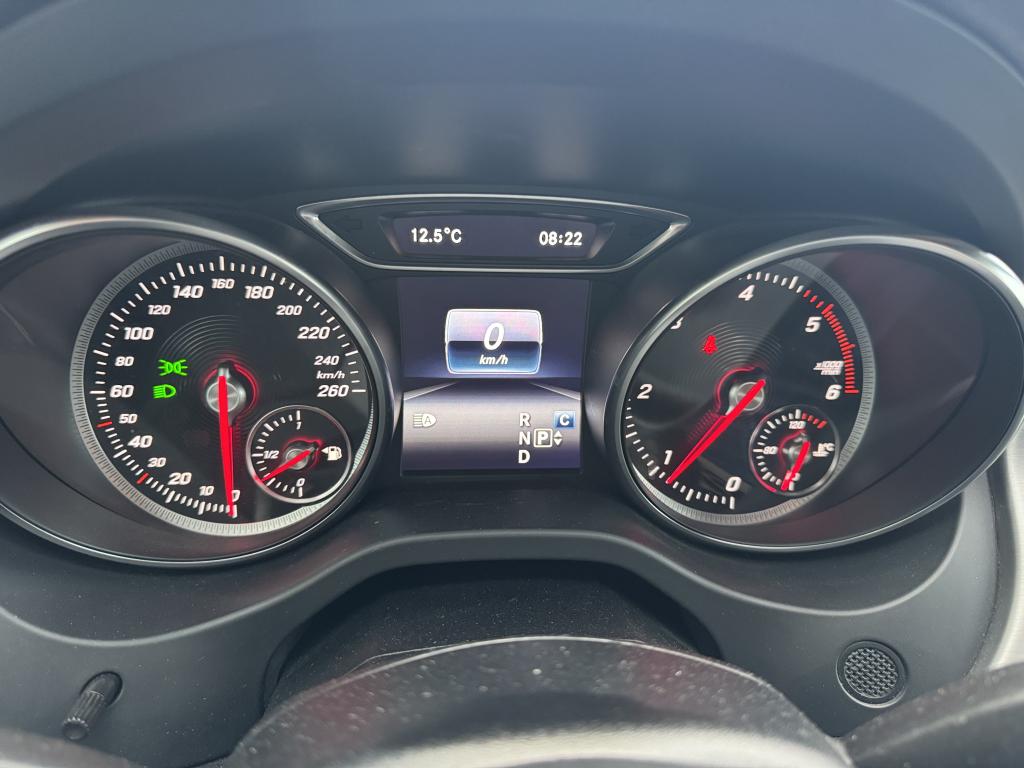 MERCEDES GLA 220 CDI 177 ch  FASCINATION  7G-DCT