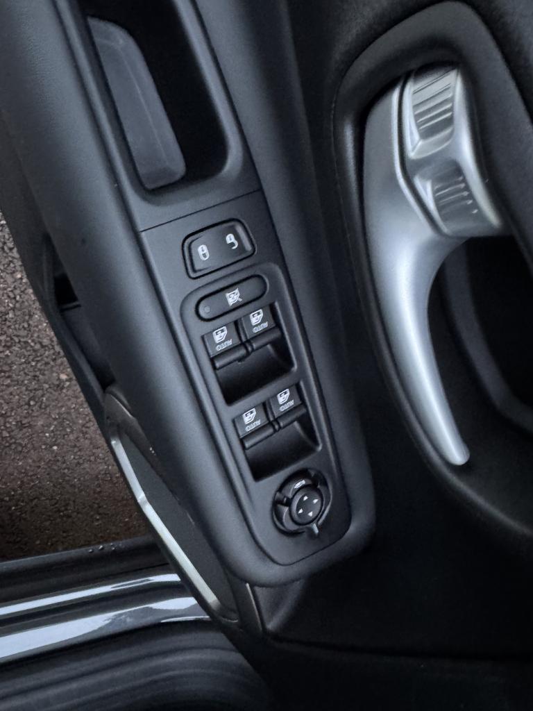 JEEP RENEGADE E-HYBRID 1.5 L 130 CH SUMMIT 4X2