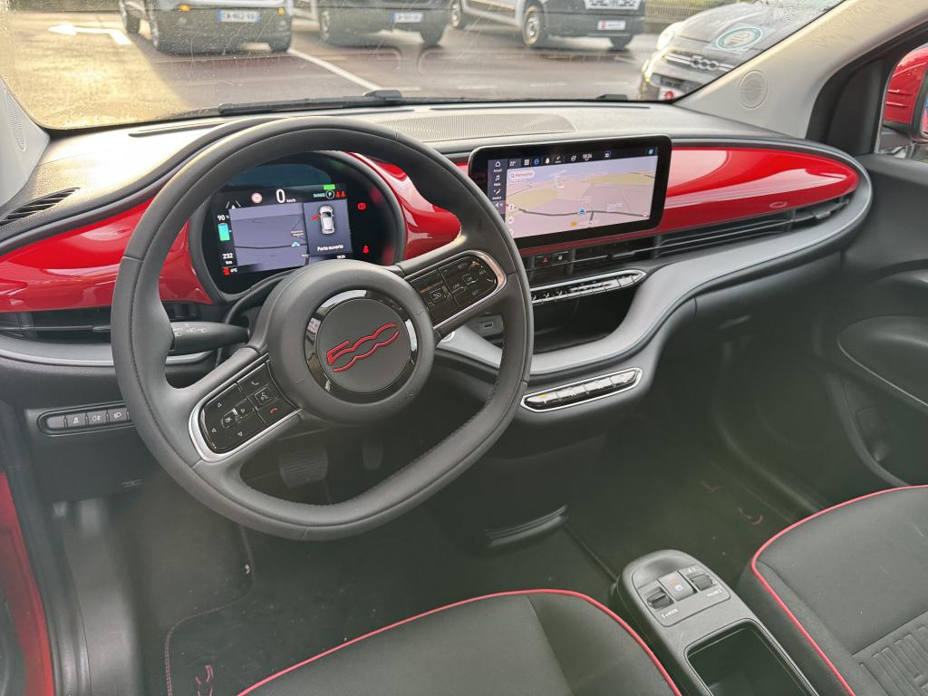 FIAT 500 BEV 118 CH 42 KW RED
