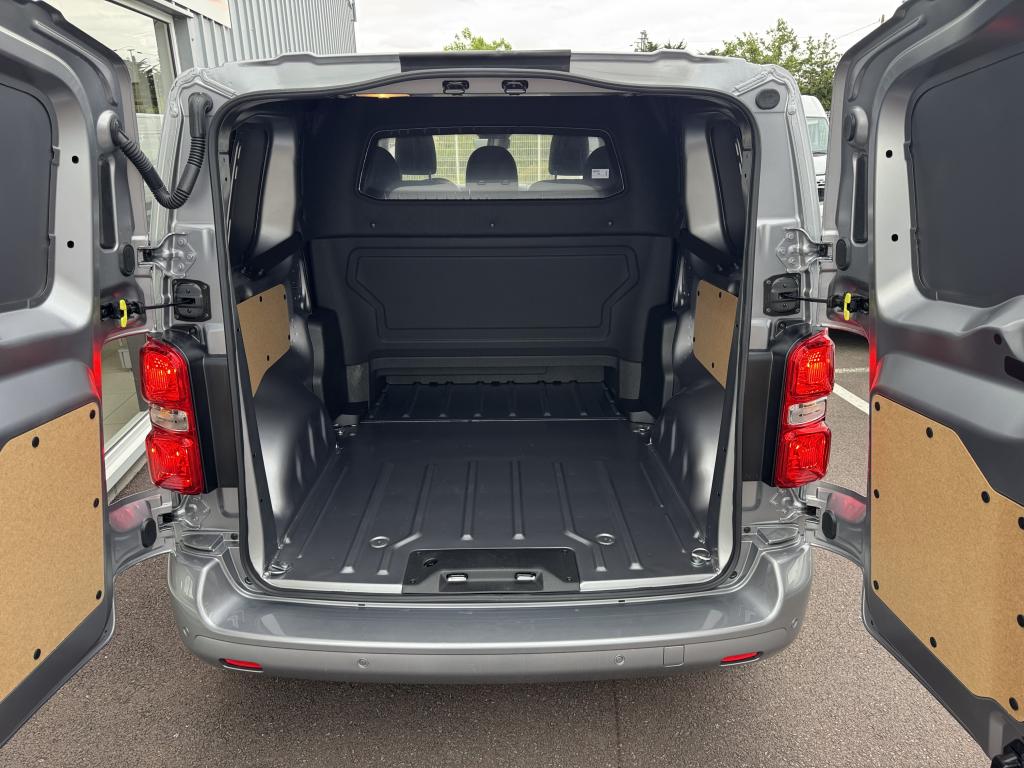 FIAT SCUDO CAB APPRO 2.0 180 CH HDI 5 PLACES PACK PREMIUM CONNECT
