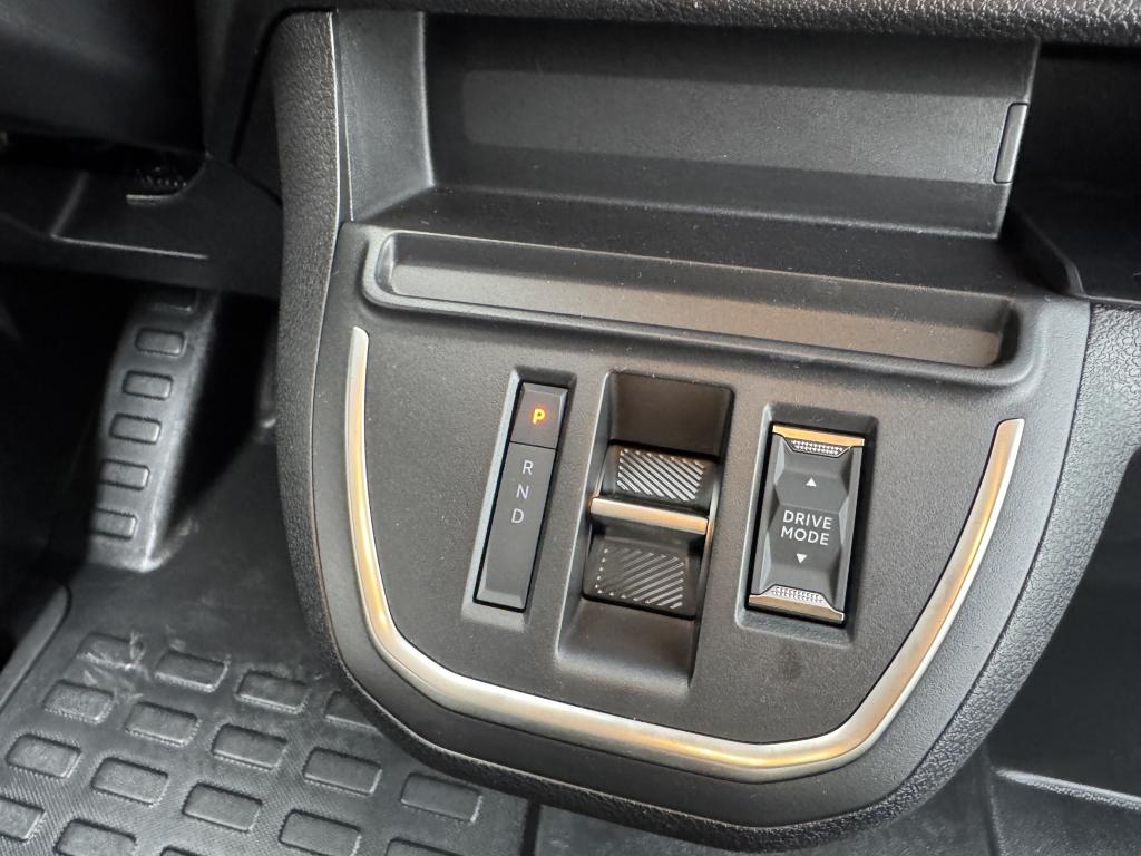 FIAT SCUDO CAB APPRO 2.0 180 CH EAT8 HDI 5 PLACES PACK PREMIUM CONNECT