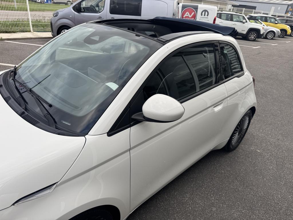  FIAT 500 C BEV 118 CH CABRIOLET 42 KW