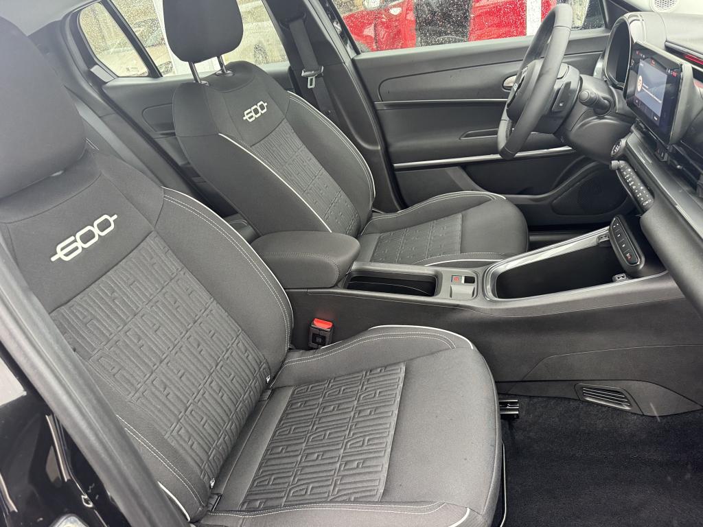 FIAT 600 1.2 HYBRID 145CH ICONE