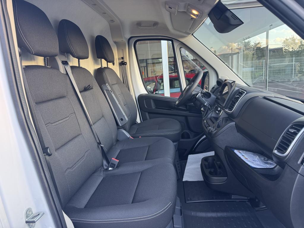 FIAT DUCATO 3.5 L2H2 JTD 140 CH BVA PACK PREMIUM CONNECT